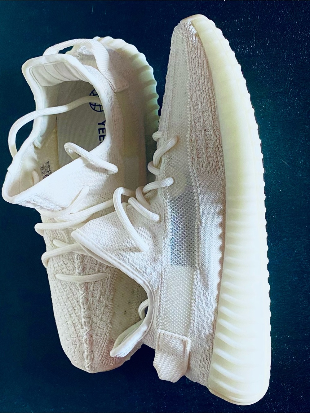 Adidas YEEZE BOOST 350 V2 Men’s US 7.5 fits Women’s US 9